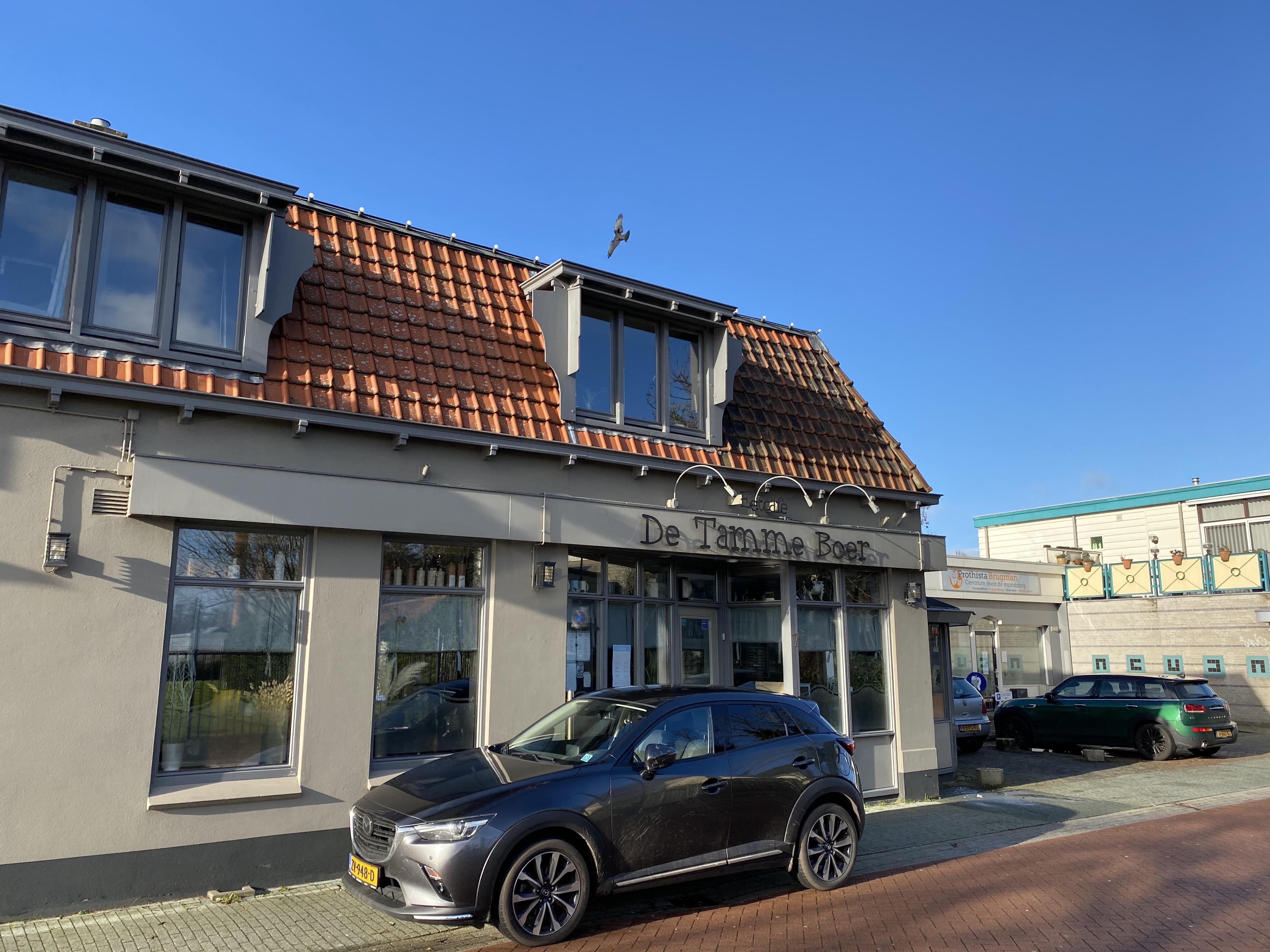 Eetcafé De Tamme Boer in Krommenie te koop, ondernemers Niels en Susan uit Warder slaan nieuwe richt